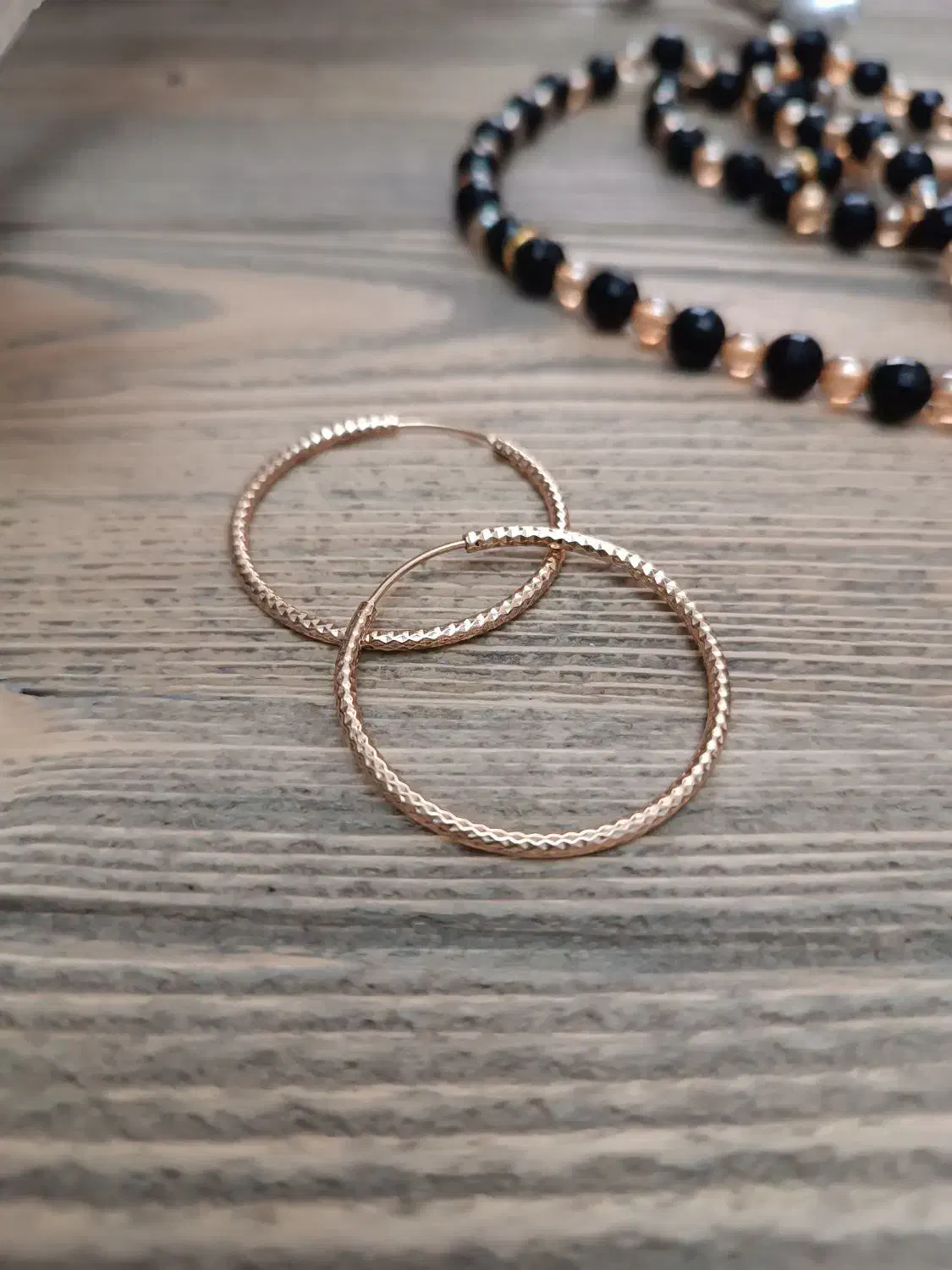 گوشواره حلقه ای ژوپینگ نو‌ نو نو|بدلیجات|فردیس, نگارستان|دیوار