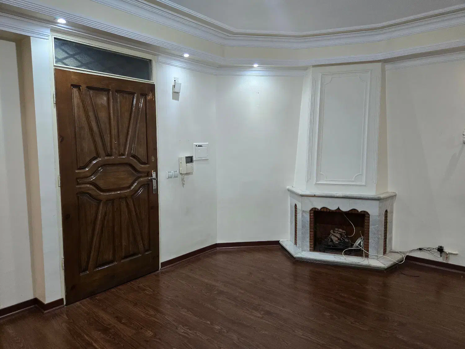 اکازیون دو خوابه 65 متری فول