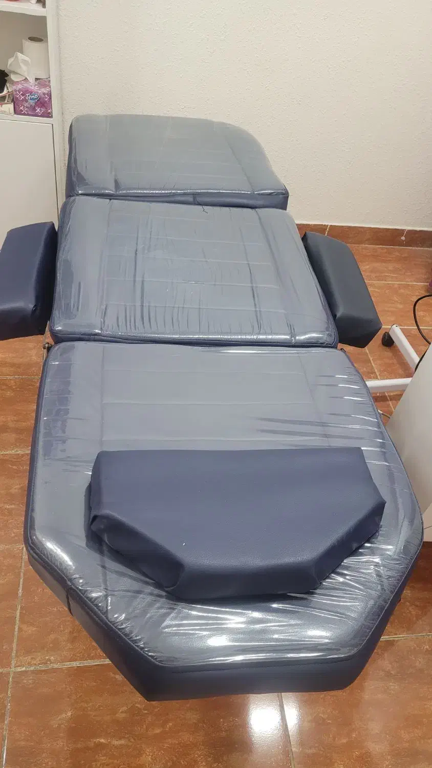 فروش تخت، صندلی، پاف|صندلی و نیمکت|بوشهر, |دیوار