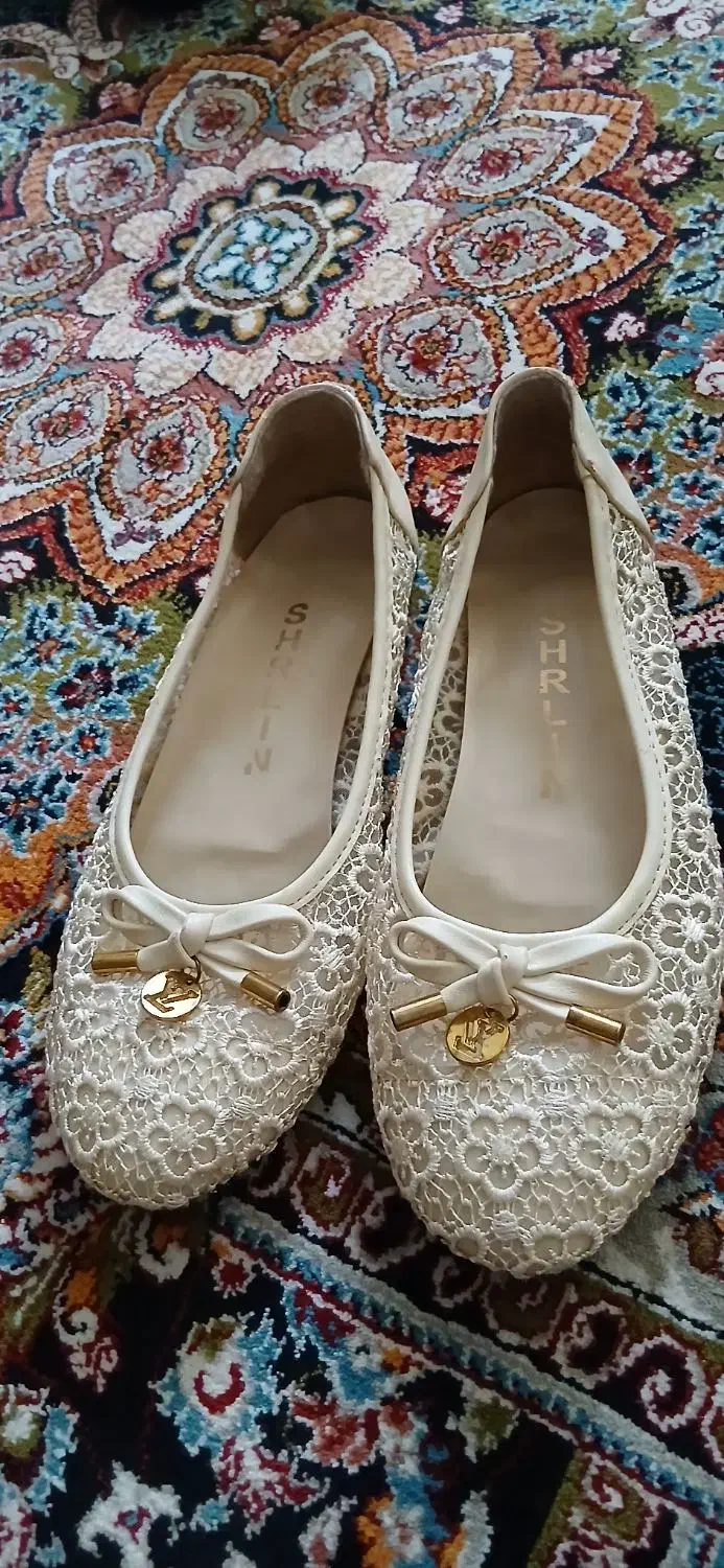 یک جفت کفش قشنگ وشیک|کیف، کفش، کمربند|قرچک, باقرآباد|دیوار