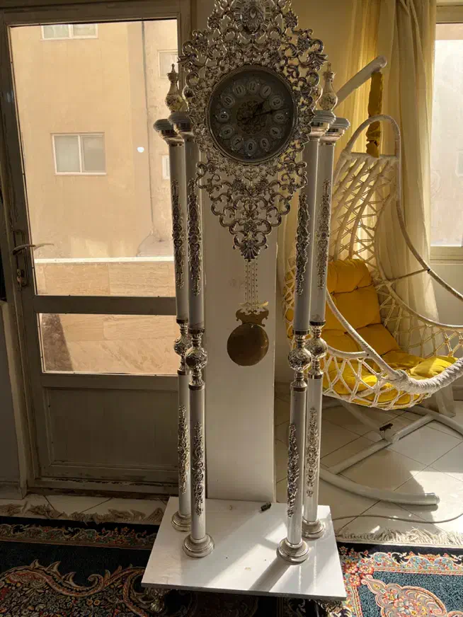 ساعت ایستاده طلایی شیک|ساعت دیواری و تزئینی|مشهد, شاهد (شهرک غرب)|دیوار