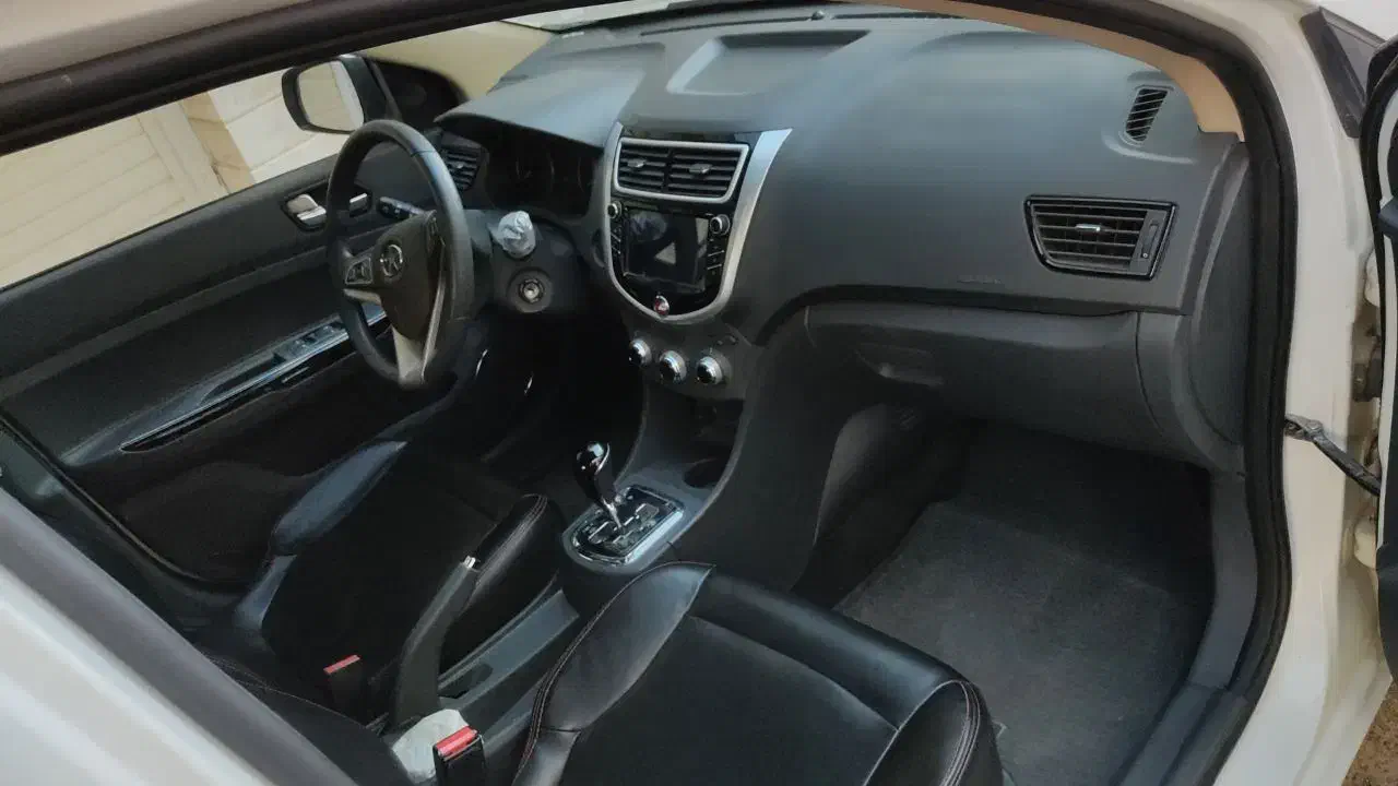 جک j4 عروسک|خودرو سواری و وانت|قم, باجک سه|دیوار