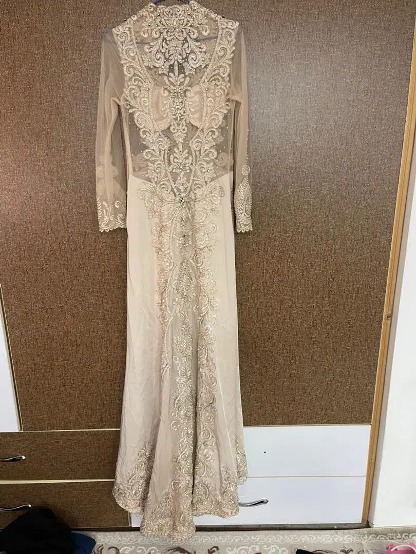 لباس مجلسی کاملا نو سنگ کاری شده|لباس|محمودآباد, |دیوار