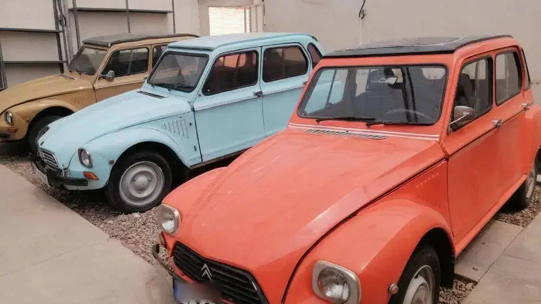 ژیان قرمز مدل 58|خودرو کلاسیک|یزد, |دیوار