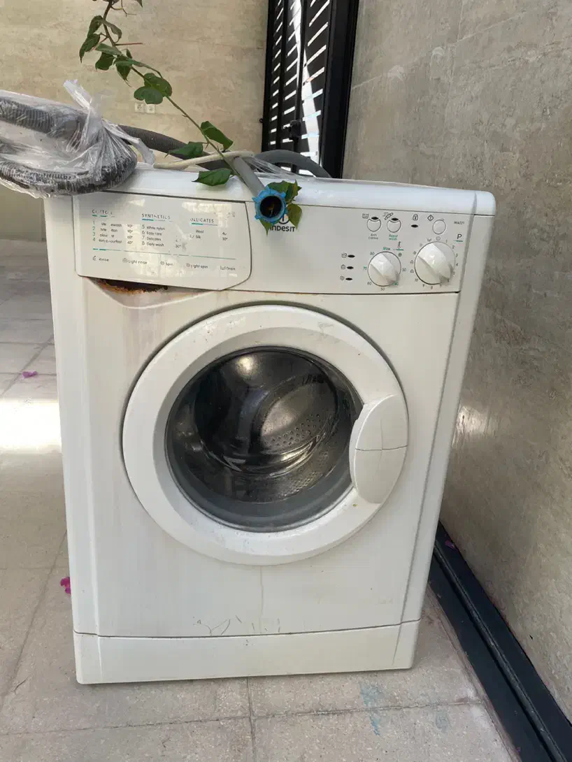 ماشین لباسشویی ایندیزیت|ماشین لباسشویی و خشککن لباس|یزد, |دیوار