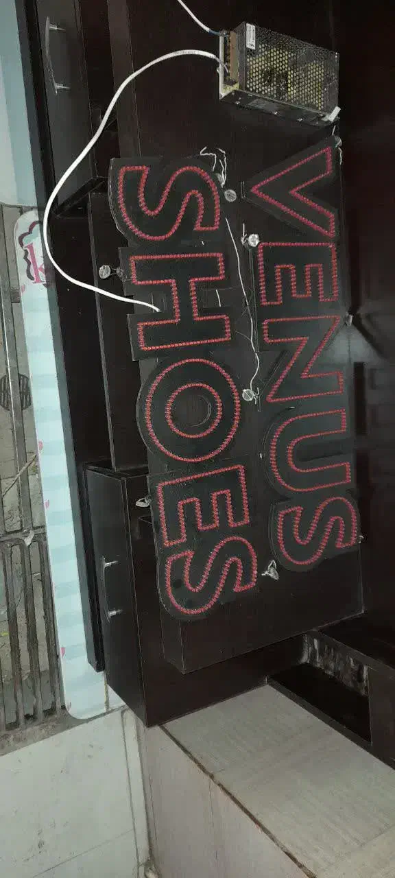 تابلو LED  ونس شوز|ریسه و چراغ تزئینی|همدان, |دیوار