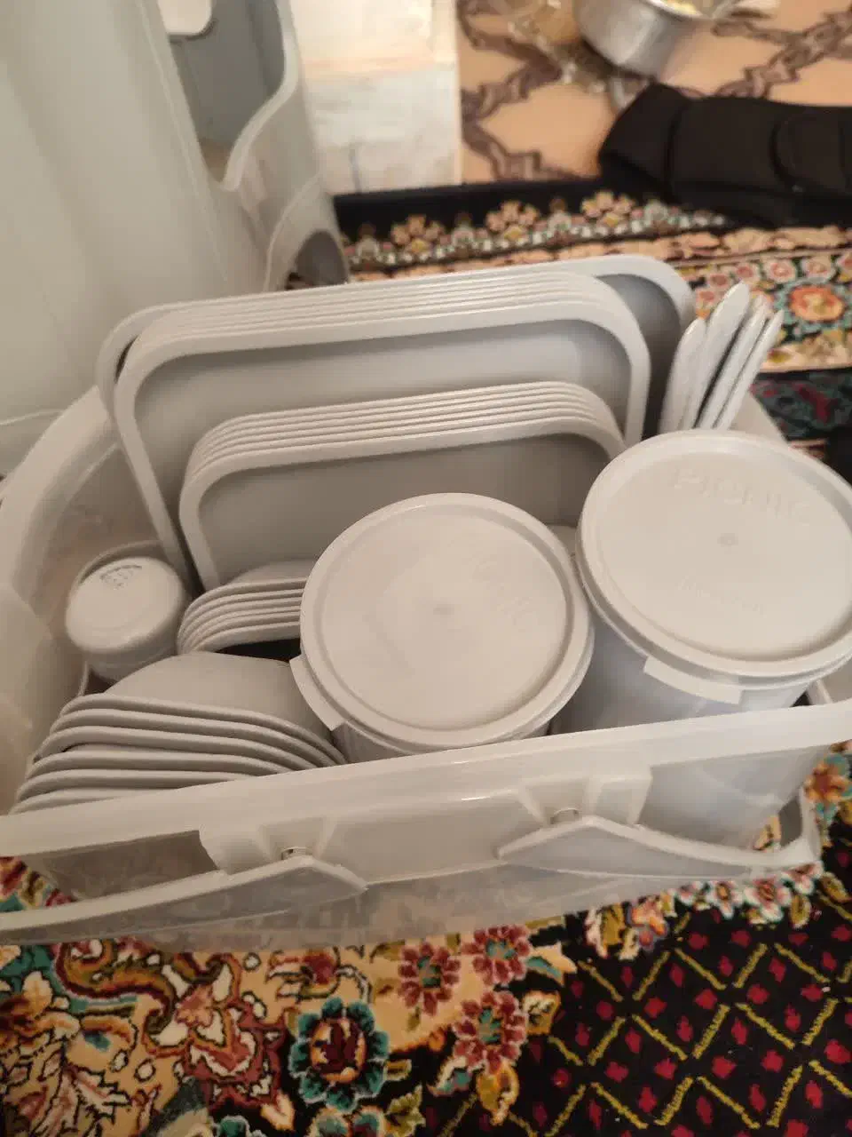 جهیزیه|ظروف سرو و پذیرایی|قم, قلعه کامکار|دیوار