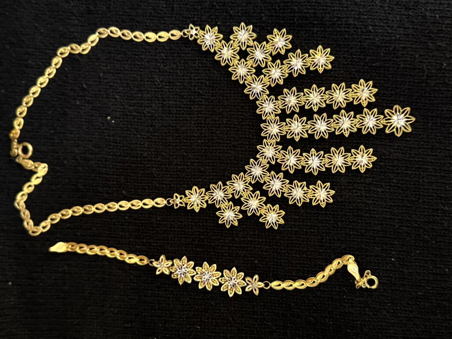 فروش طلا شکن|جواهرات|شیراز, شاهچراغ|دیوار