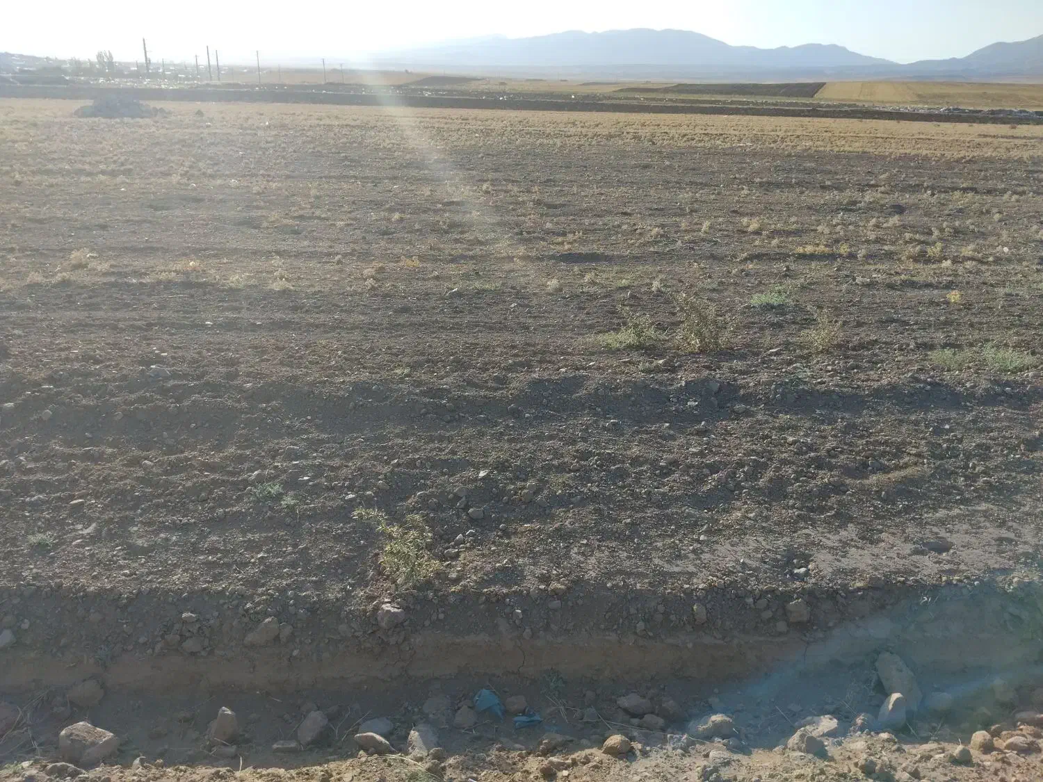 فروش خانه ویلایی ۳ هکتار|فروش خانه و ویلا|هریس, |دیوار