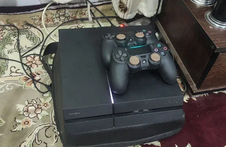 دستگاه ps4 فت 500 گیگ|کنسول، بازی ویدئویی و آنلاین|قم, نیروگاه|دیوار