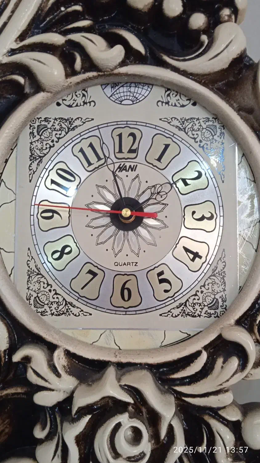 ساعت یستاده کاملن سالم|ساعت دیواری و تزئینی|اردبیل, |دیوار