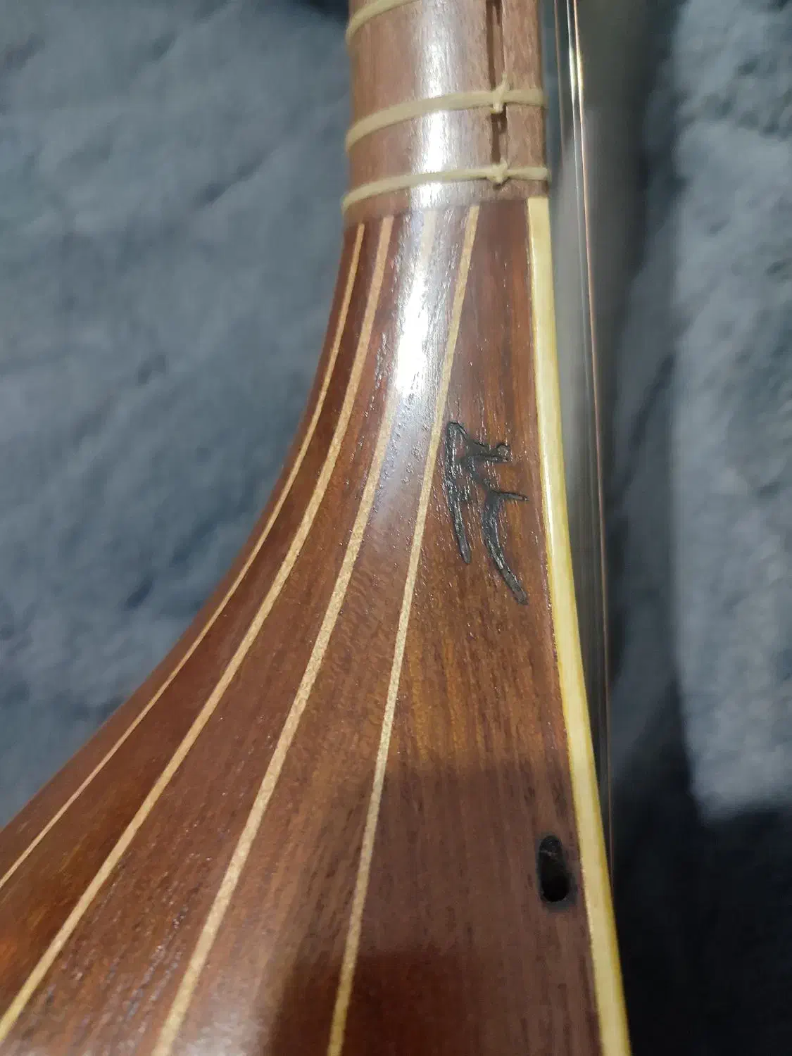 سه تار خوش صدا و حرفه‌ای با مهر سلیمانی|سازهای سنتی|همدان, |دیوار