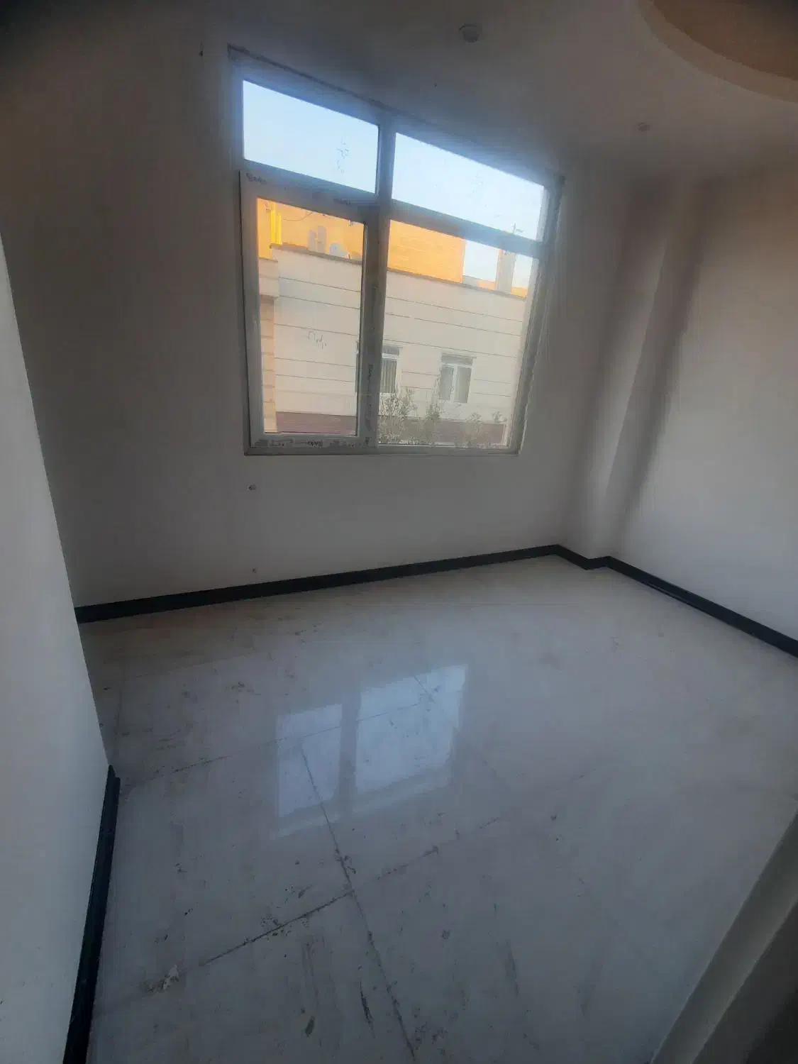 ۴۲متر کلیدنخورده.مجرد.زوج.خانواده.باپارکینگ