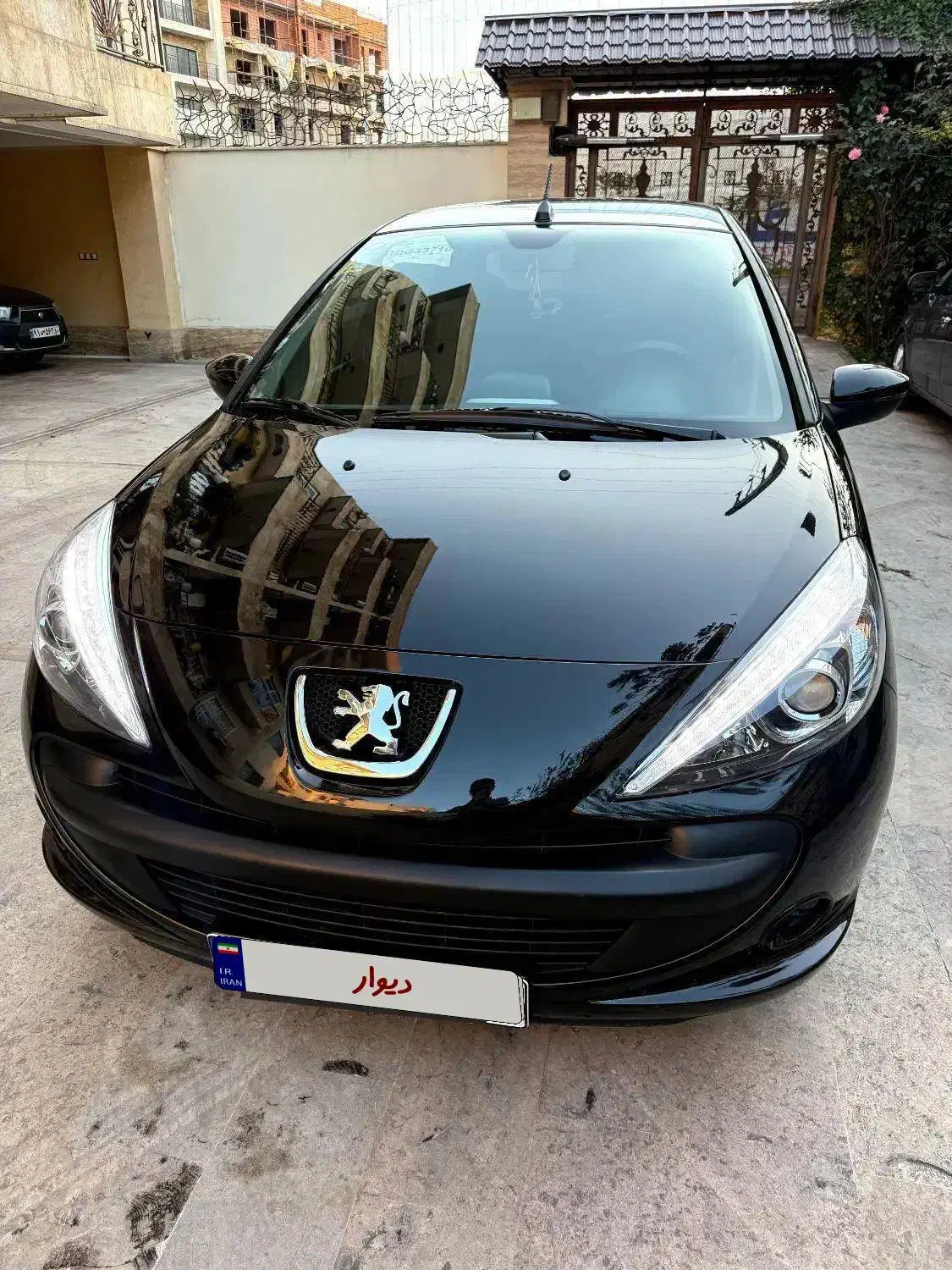 ۲۰۷ مشکی ۱۴۰۳ دنده ای|خودرو سواری و وانت|آمل, |دیوار