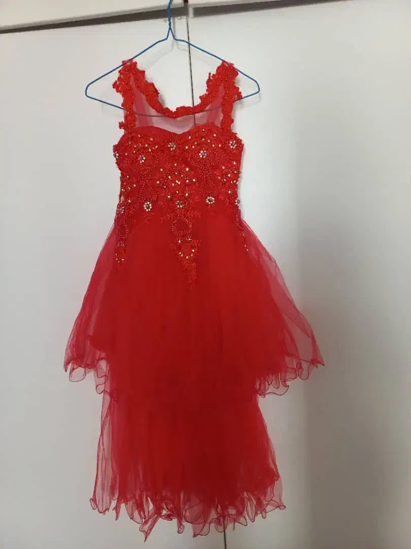 لباس مجلسی|لباس|پردیس, فاز ۲|دیوار