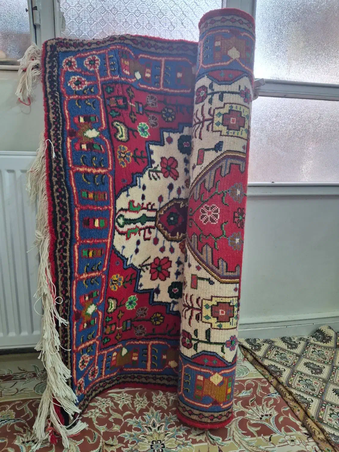 قالیچه دستباف نو|فرش|ری, حمزه‌آباد|دیوار