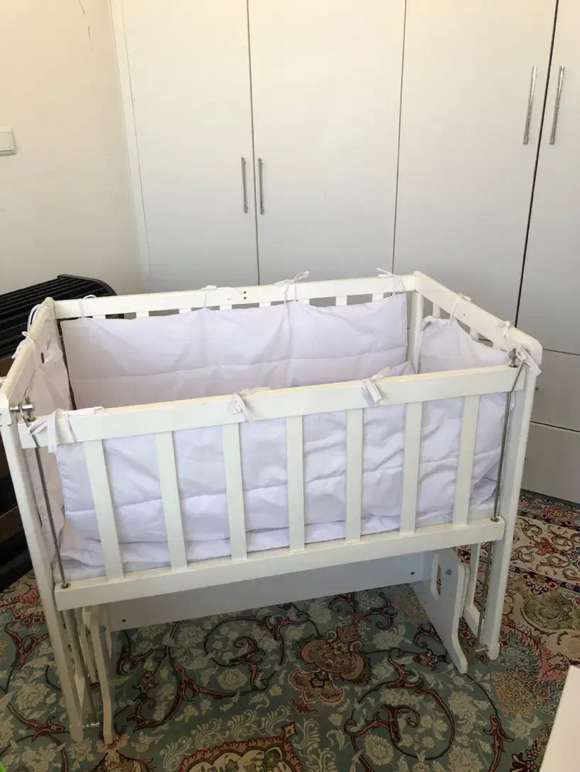 گهواره نوزاد تا یکسالگی|تخت و صندلی بچه|مهاباد (آذربایجان غربی), |دیوار