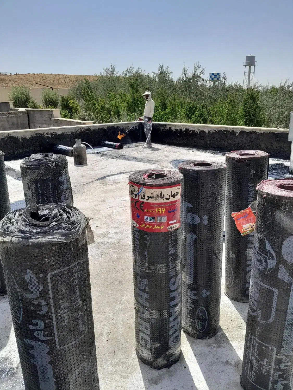 نصب ایزوگام قیر گونی|خدمات پیشه و مهارت|هشتگرد, فاز ۱ مهستان|دیوار