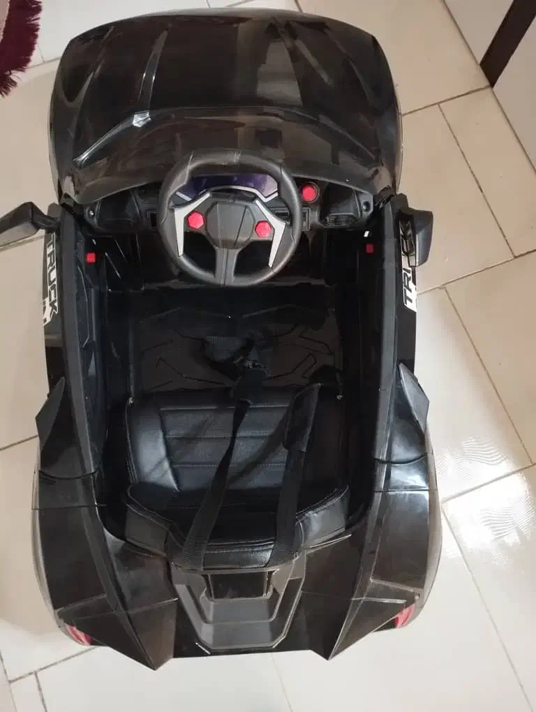 ماشین شارژی مشکی|اسباب و اثاث بچه|تبریز, |دیوار