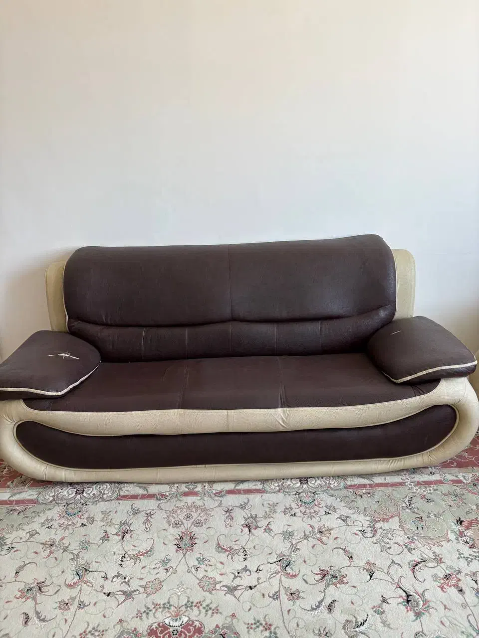 مبل ۷ نفره فقط ۴۵۰۰|مبلمان خانگی و میز عسلی|گلبهار, شهر جدید گلبهار|دیوار
