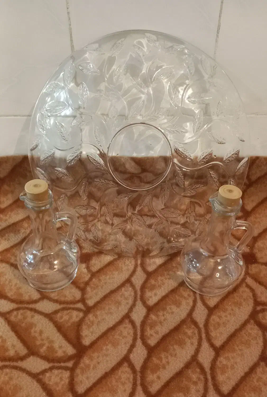 ظروف اصل شیشه ایی|ظروف سرو و پذیرایی|قروه, |دیوار