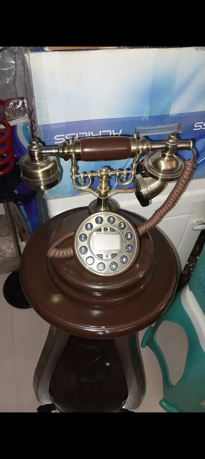 تلفن با پایه|میز تلفن|مشهد, کارگران|دیوار