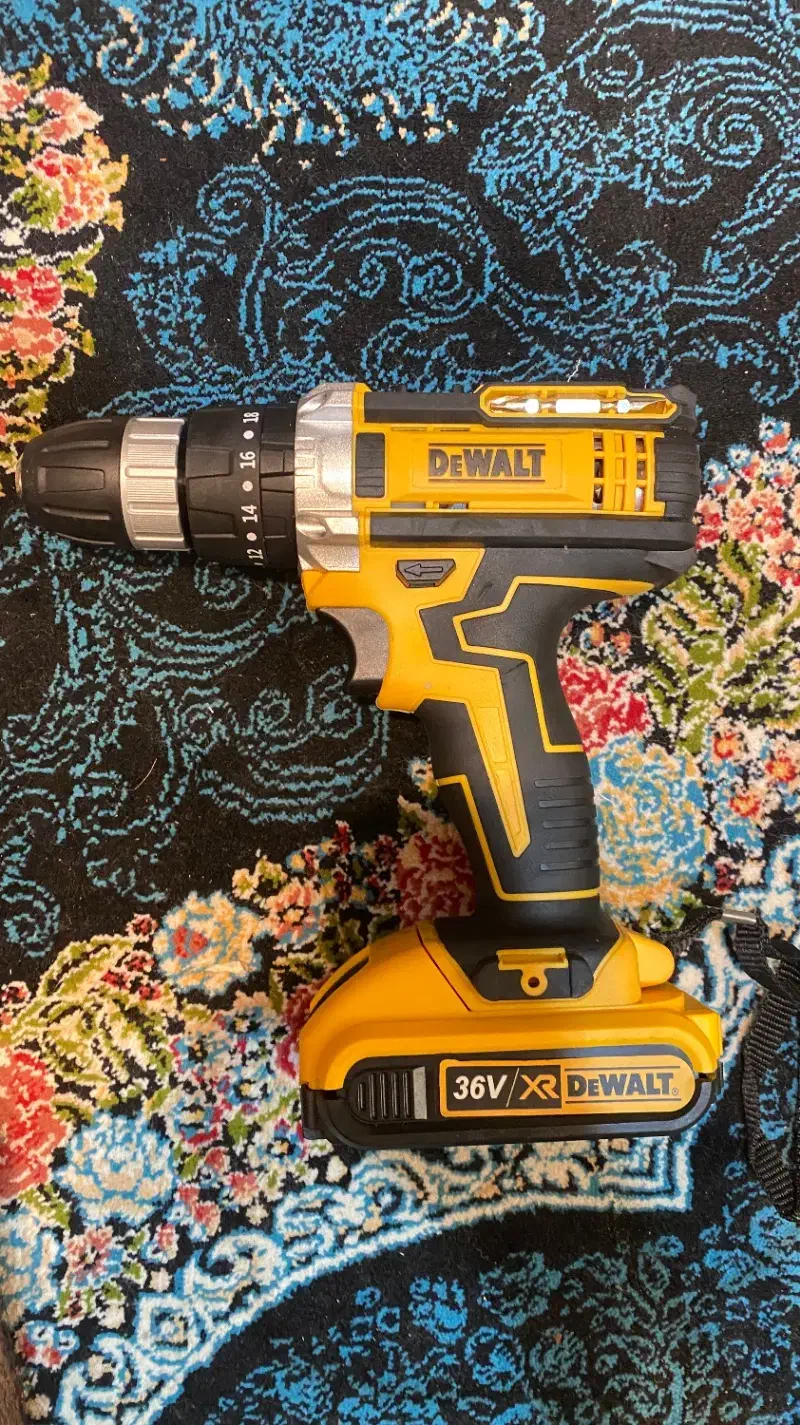 دریل شارژی ۱۲ولت دیوالت|ابزارآلات|چاف و چمخاله, |دیوار