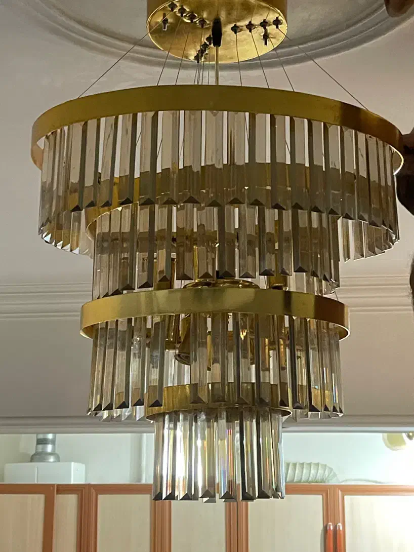 لوستر|لوستر و چراغ آویز|قدس, شهر‌قدس|دیوار