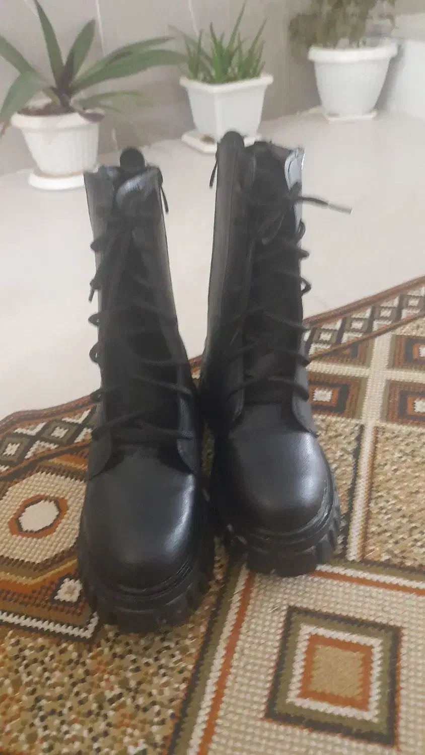 کفش پوتین|کیف، کفش، کمربند|دیواندره, |دیوار