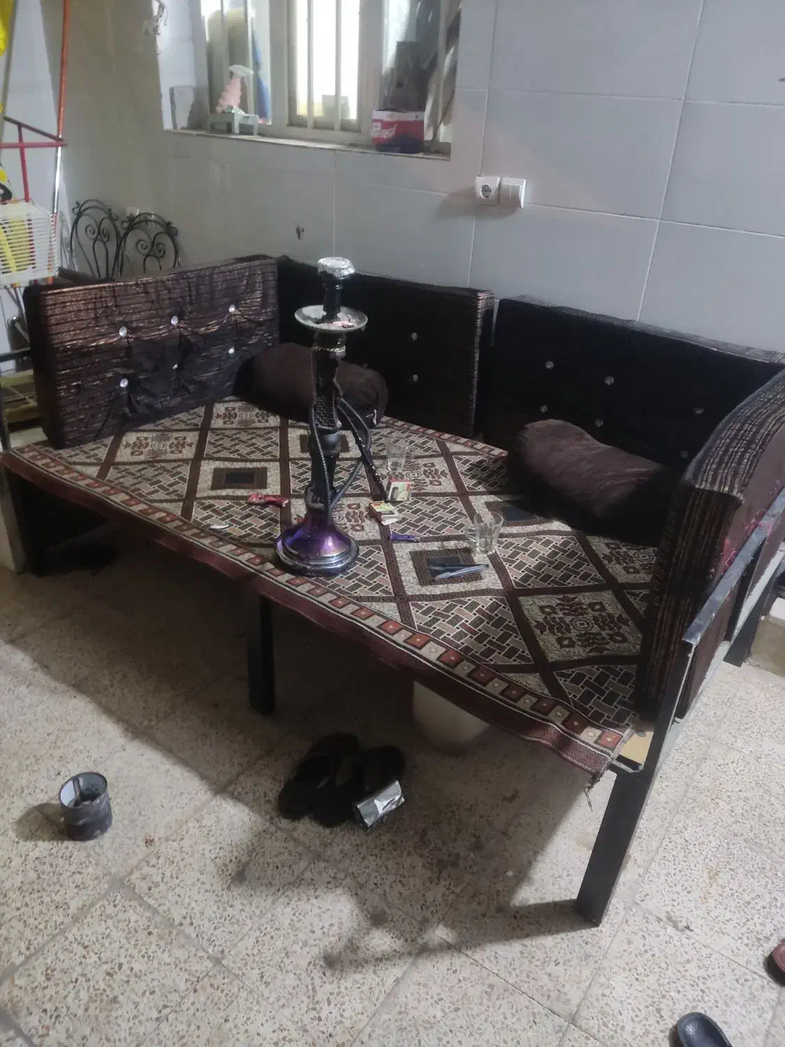 تخت فلزی|تخت و سرویس خواب|مسجد سلیمان, |دیوار