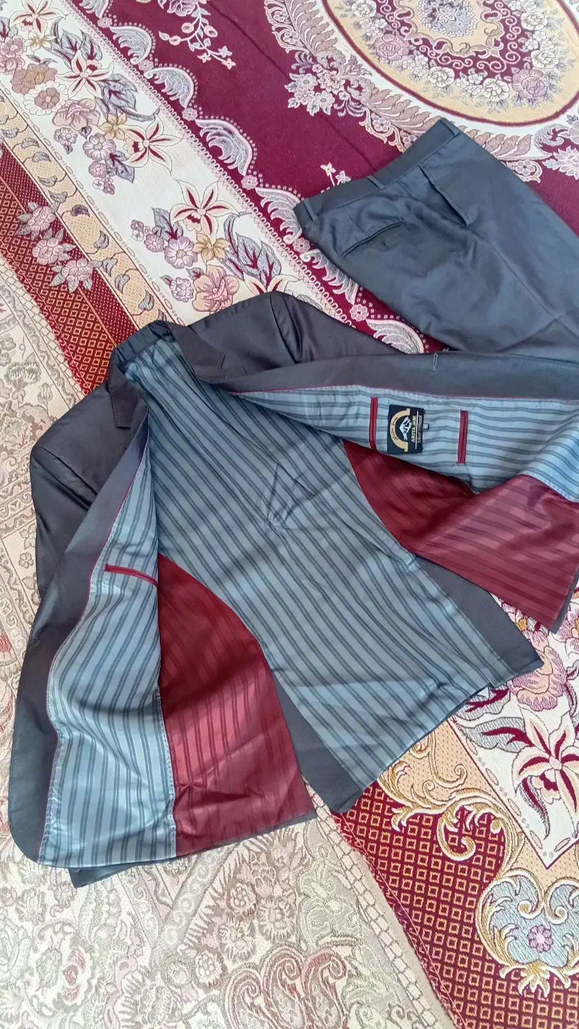 کت و شلوار|لباس|دهگلان, |دیوار