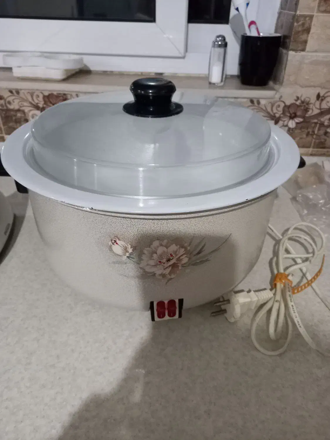 تعدادی لوازم برقی آشپزخانه سالم و آماده بکار|سایر لوازم برقی|میانه, |دیوار