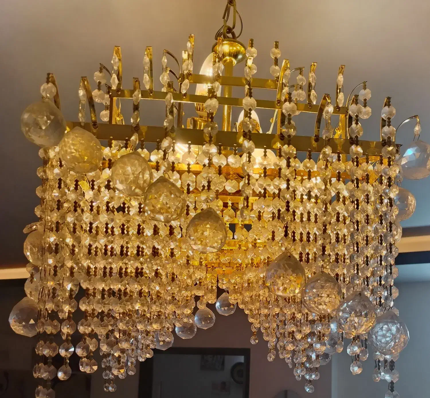 یک جفت لوستر|لوستر و چراغ آویز|اصفهان, رحیم‌آباد|دیوار