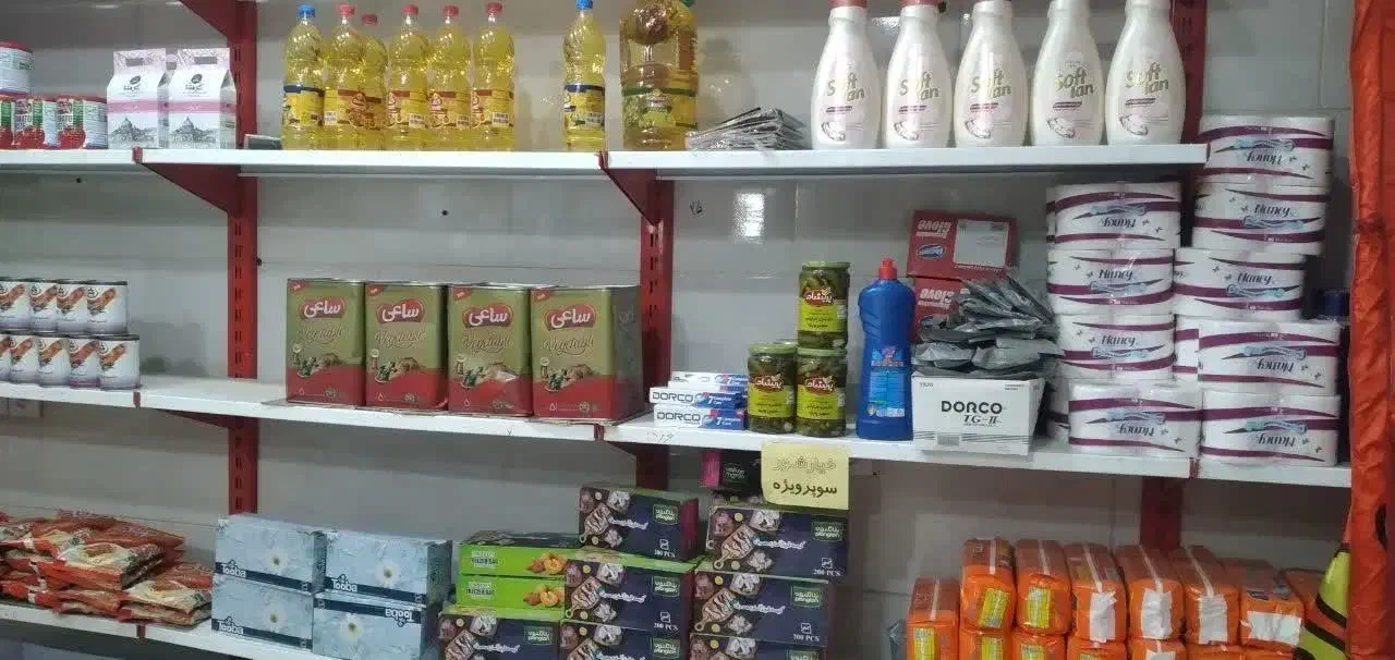 واگذاری مغازه خواربار فروشی و مواد غذایی|اجارهٔ مغازه و غرفه|کرمان, |دیوار