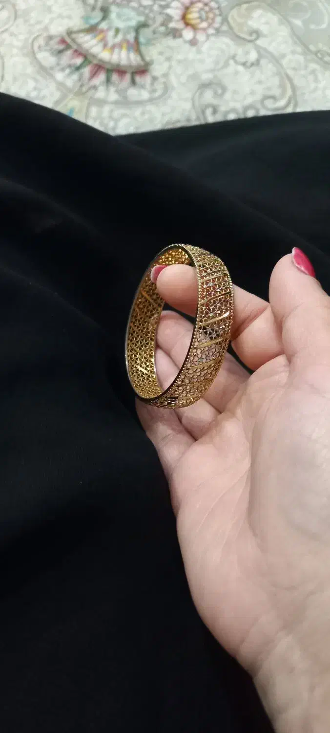 النگو و دستبند درخشان|بدلیجات|رشت, فلسطین|دیوار