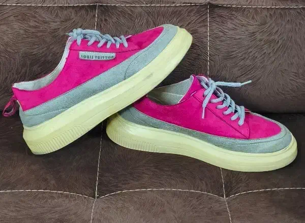 کفش کتونی نیم بوت چکمه زنانه سایز 39|کیف، کفش، کمربند|پیشوا, |دیوار