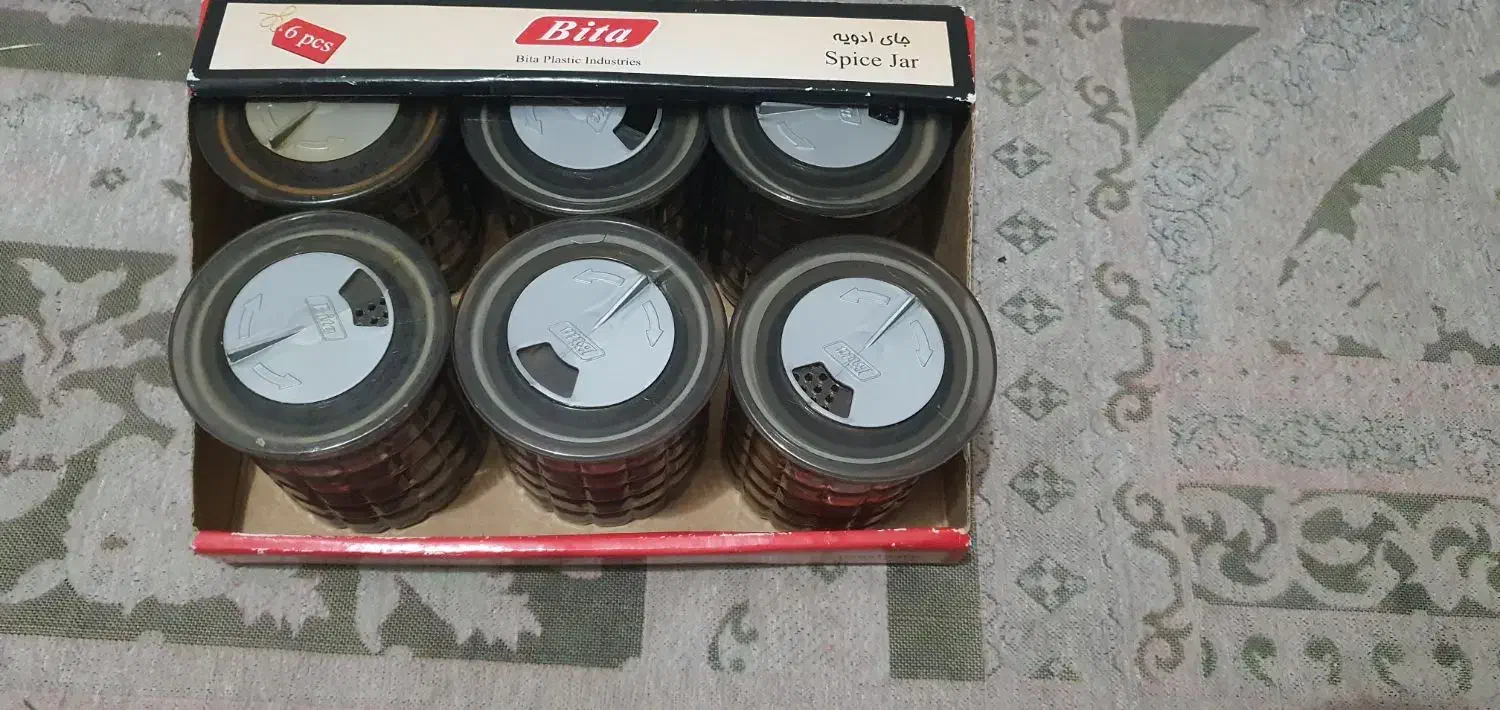 جا ادویه ای و پادری|ظروف نگهدارنده، پلاستیکی، یک‌بارمصرف|زاهدان, |دیوار