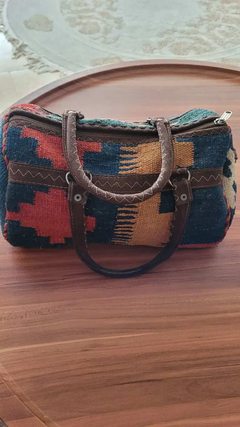 کیف|کیف، کفش، کمربند|تبریز, |دیوار