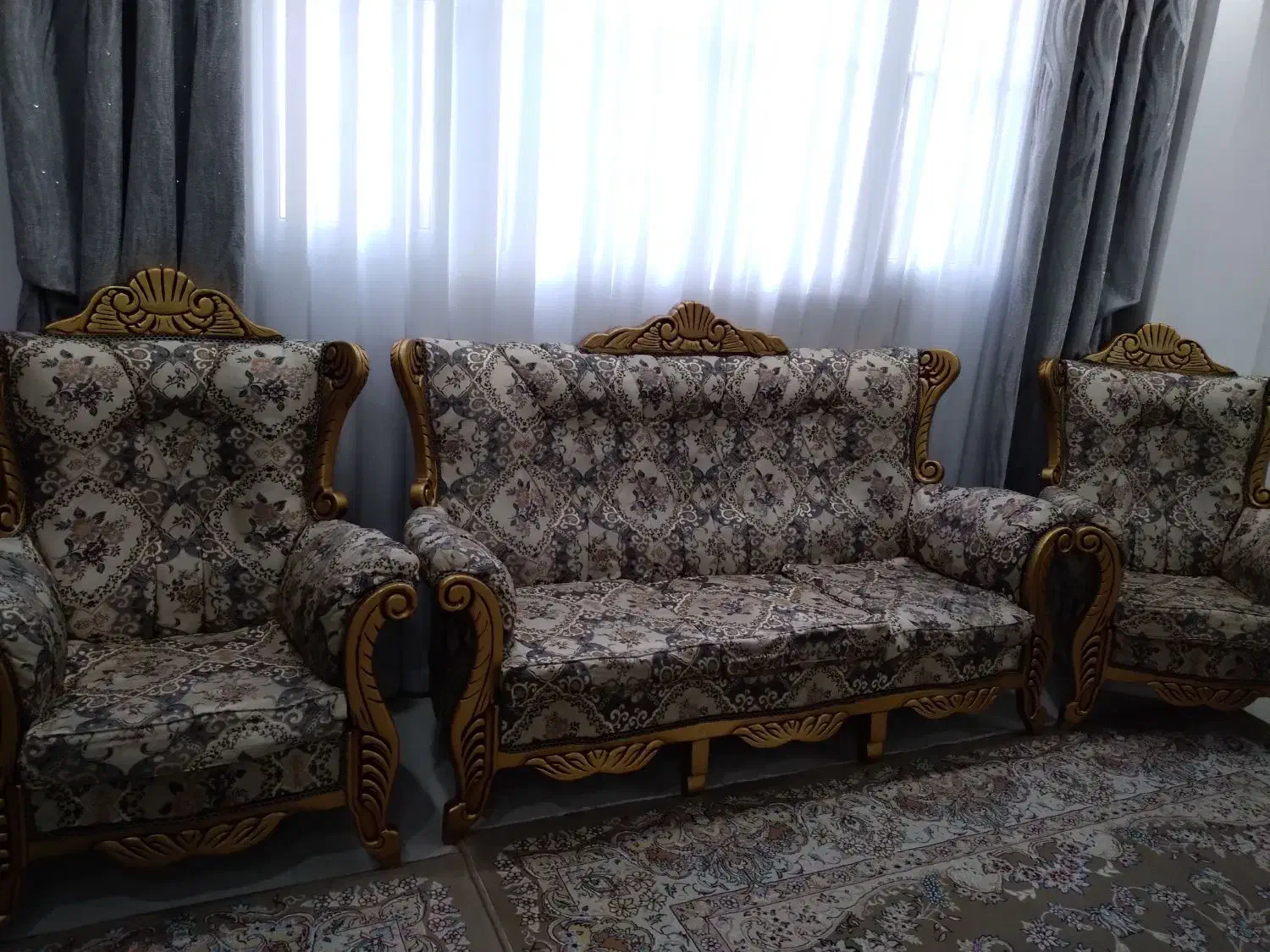 مبل ۷ نفره سالم|مبلمان خانگی و میز عسلی|ورامین, ورامین|دیوار