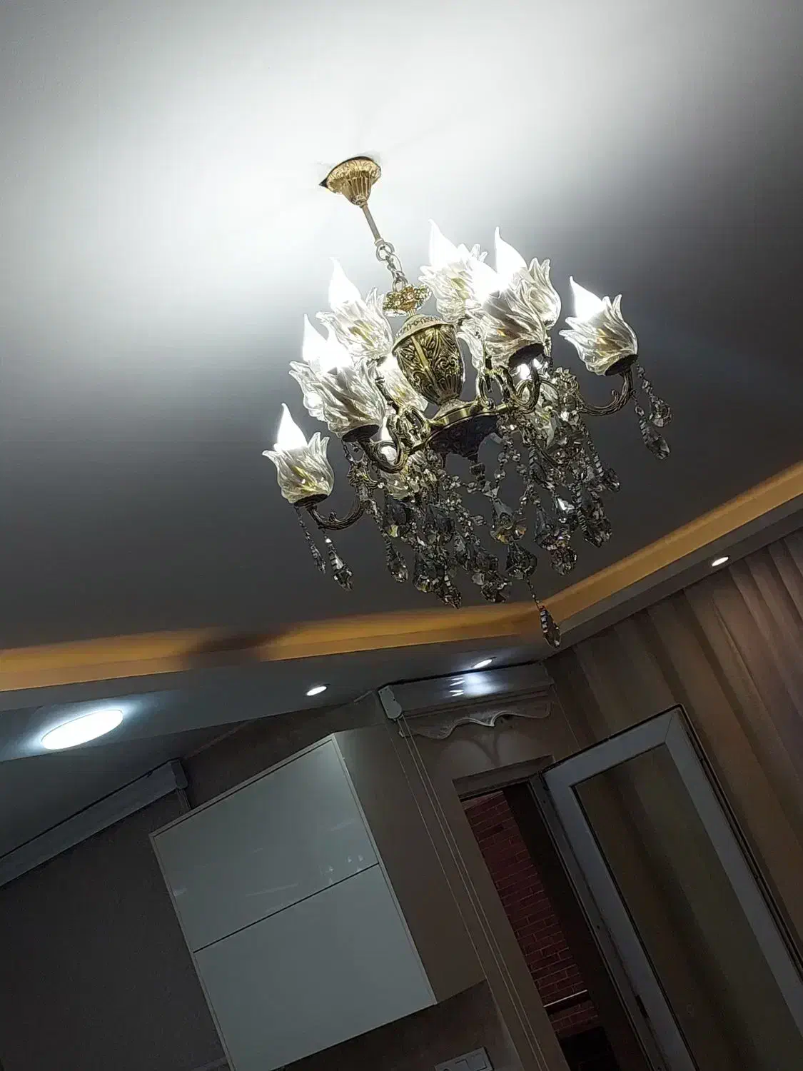 لوستر ۱۲ شعله برنز|لوستر و چراغ آویز|ری, ظهیرآباد|دیوار