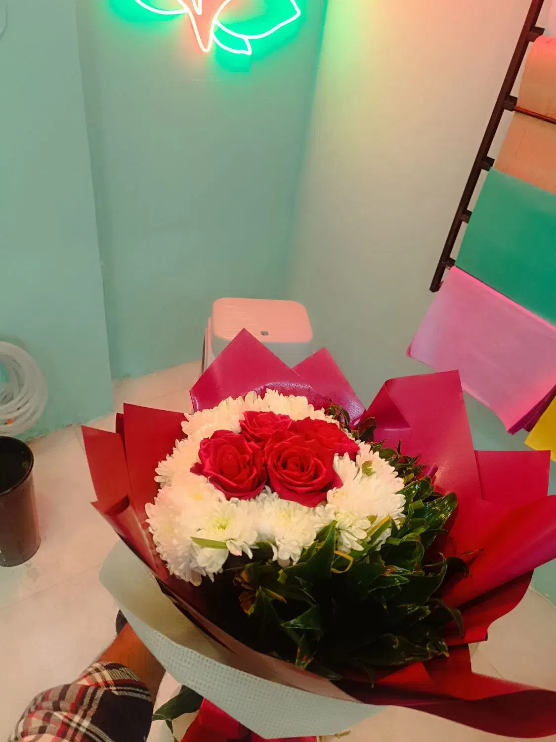 پایه گل سبد گل دسته گل ماشین عروس|گل و گیاه طبیعی|گلبهار, شهر جدید گلبهار|دیوار