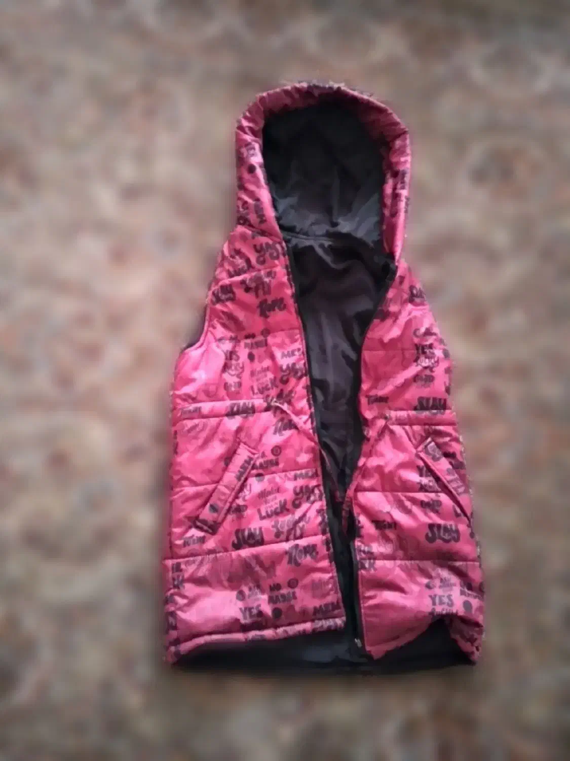 پافر|لباس|ابهر, |دیوار