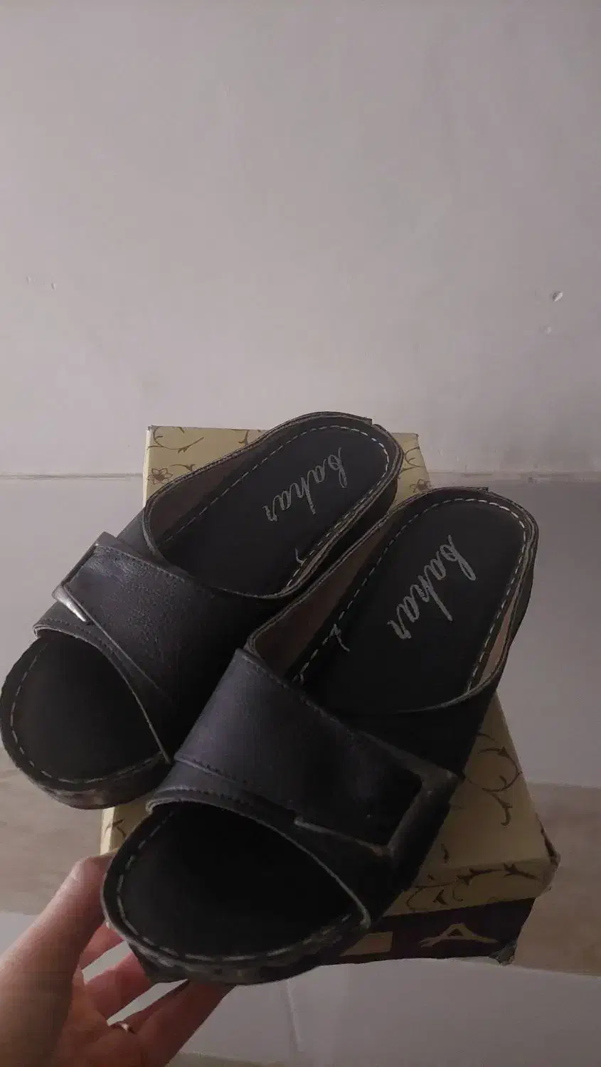 دمپایی نو نو اصلا پوشیده نشده|کیف، کفش، کمربند|سنقر, |دیوار