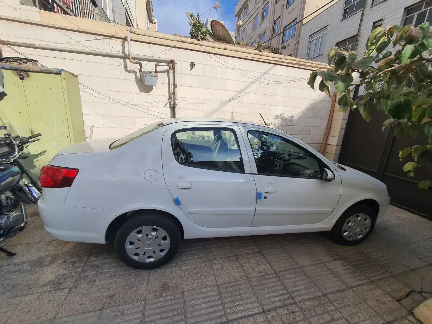 رانا پلاس خشک صفر کیلومتر ارتقا یافته|خودرو سواری و وانت|تهران, مسعودیه|دیوار