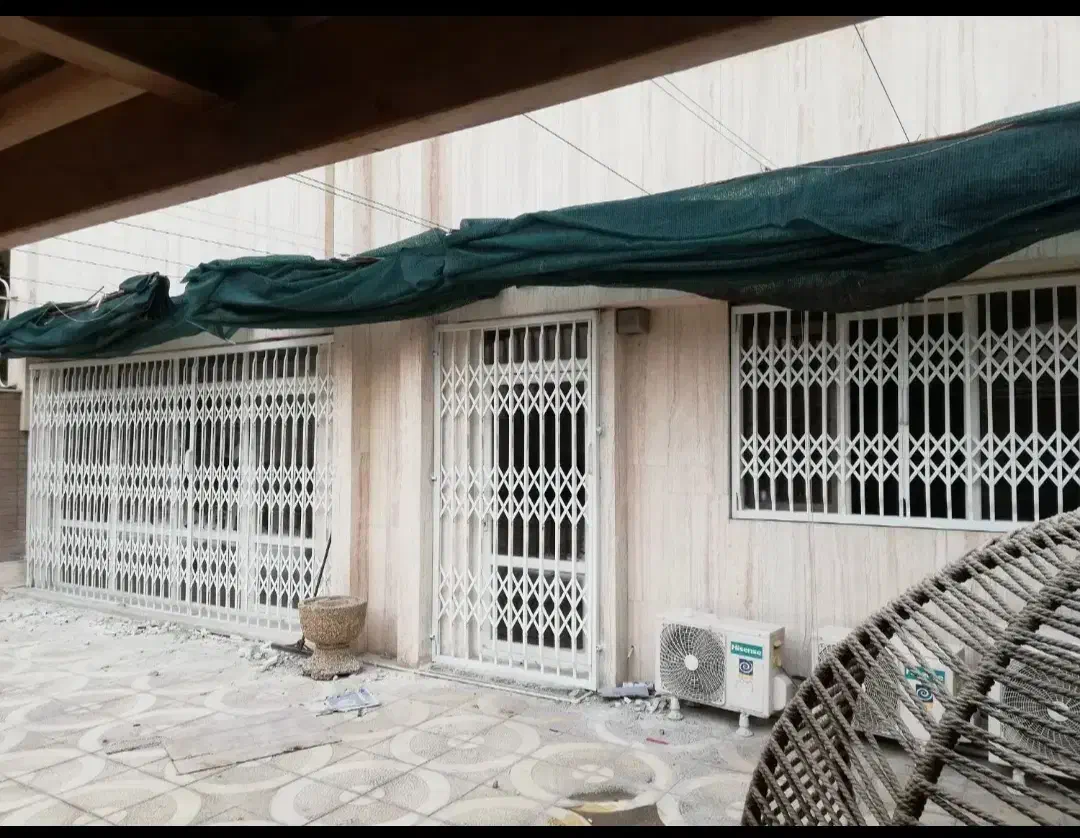 ساخت و نصب درب های آکاردئونی وآهنی در اندازه مختلف|مصالح و تجهیزات ساختمان|شهریار, شهرک بهاران (ویره)|دیوار