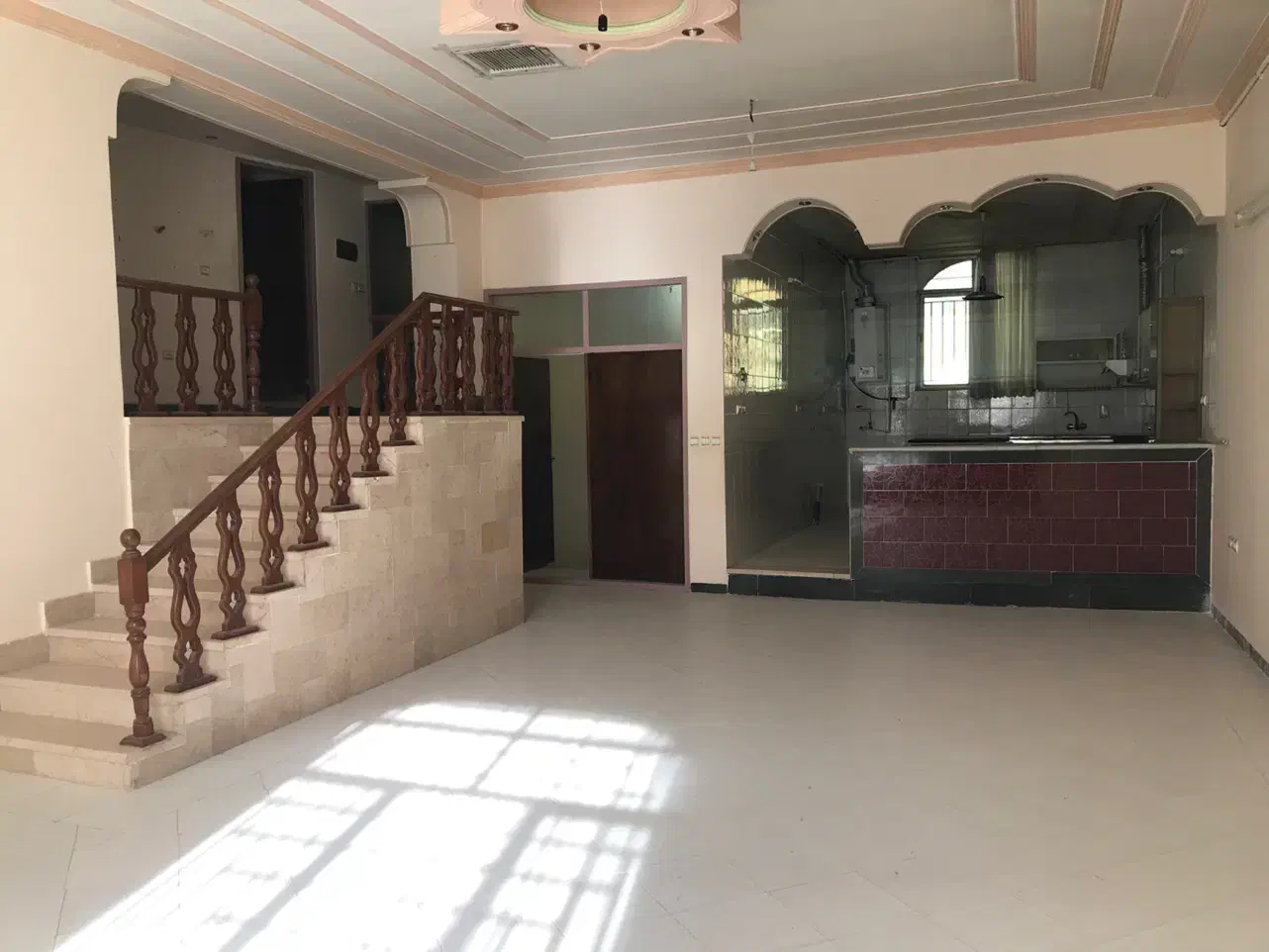 فروش خانه ویلایی ۲۲۰ متر زیربنا غدیر ۳ خ شب بو|فروش خانه و ویلا|کرمان, |دیوار