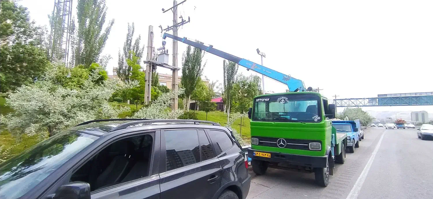 جرثقیل خاور 3 تن دکل بلند شبانه روزی|خدمات حمل و نقل|تبریز, |دیوار