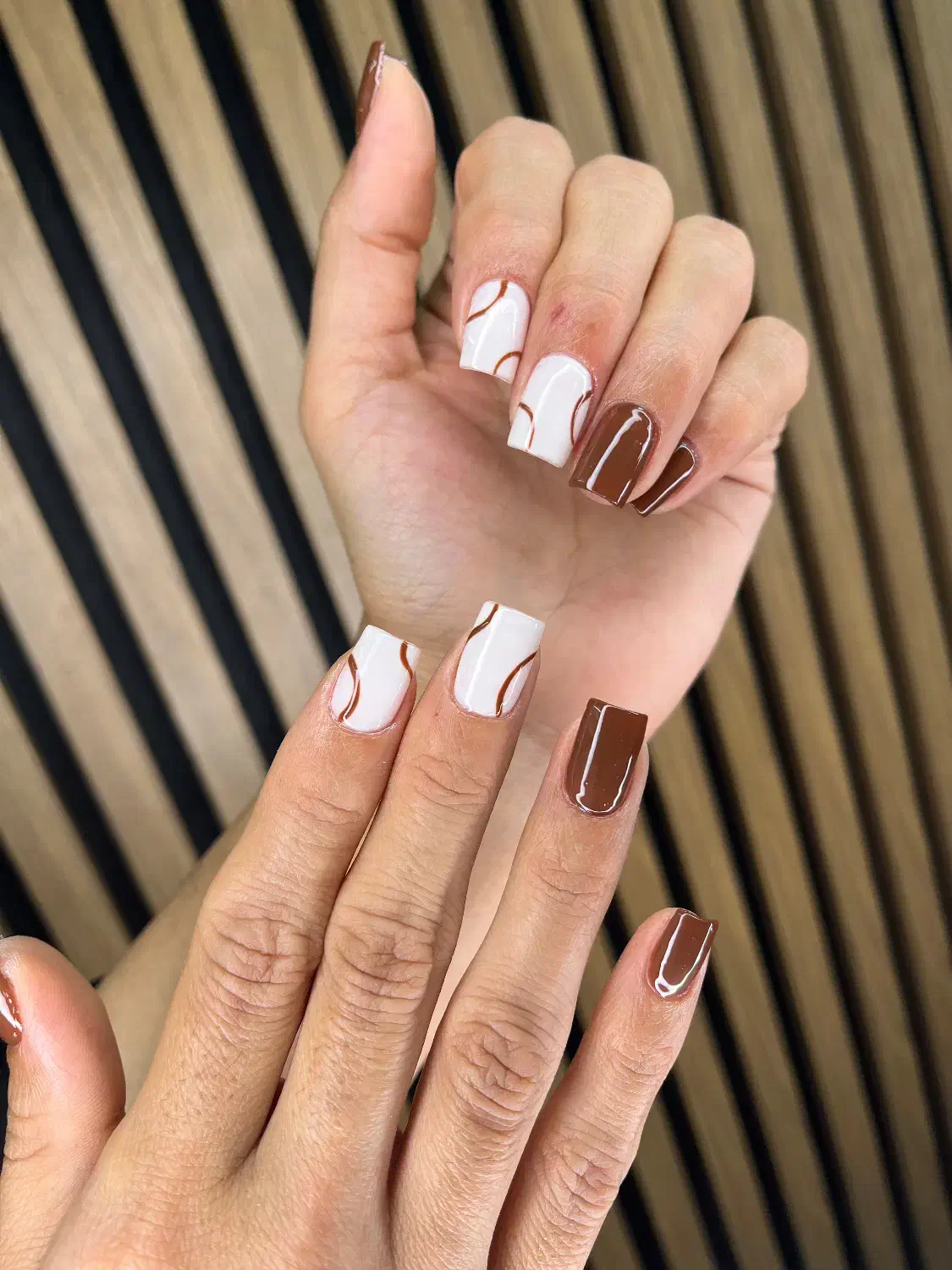 سالن زیبایی اسمان|خدمات آرایشگری و زیبایی|اندیشه, اندیشه فاز ۲|دیوار