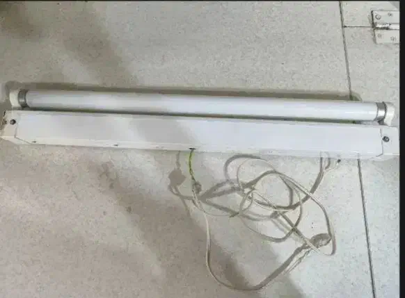 مهتابی|لامپ و چراغ|قم, کلهری|دیوار