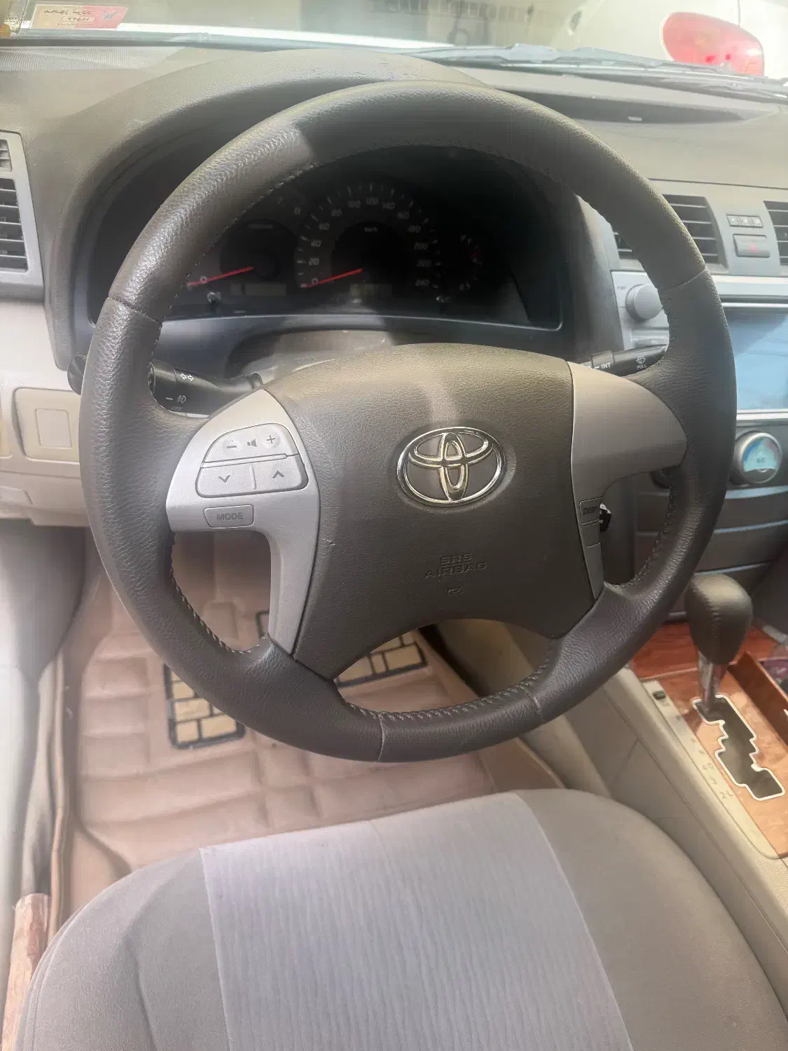 کمری ۲۰۰۷ glx سفید|خودرو سواری و وانت|اصفهان, کوی ولی عصر|دیوار